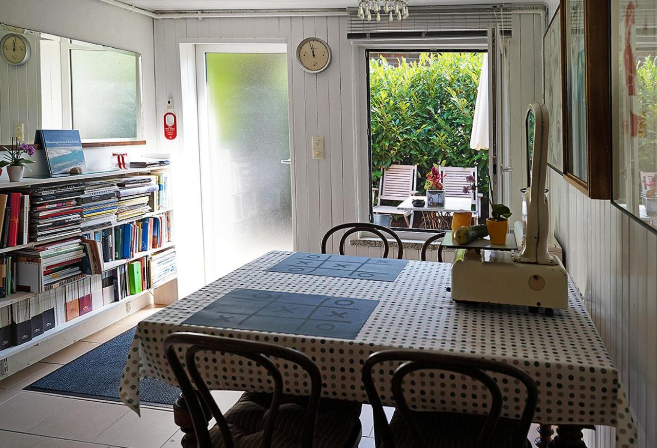 Haus Mit Kunst Zwischen Wald Und See Leipzig Bagian luar foto